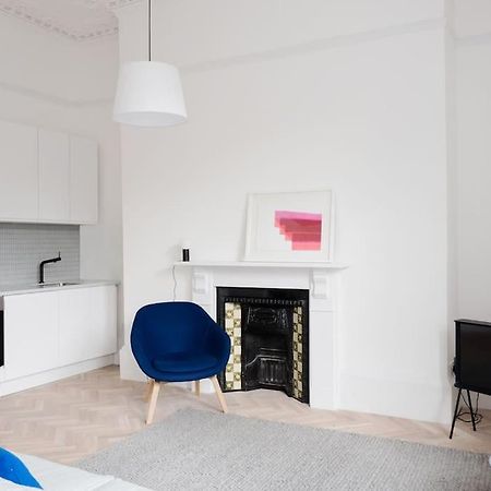 Spacious Georgian Pad - Free Parking - Walk To Bath Apartment Exterior photo